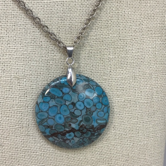 Brand New Gorgeous Round 1-1/2” Gemstone - Picture 5 of 8